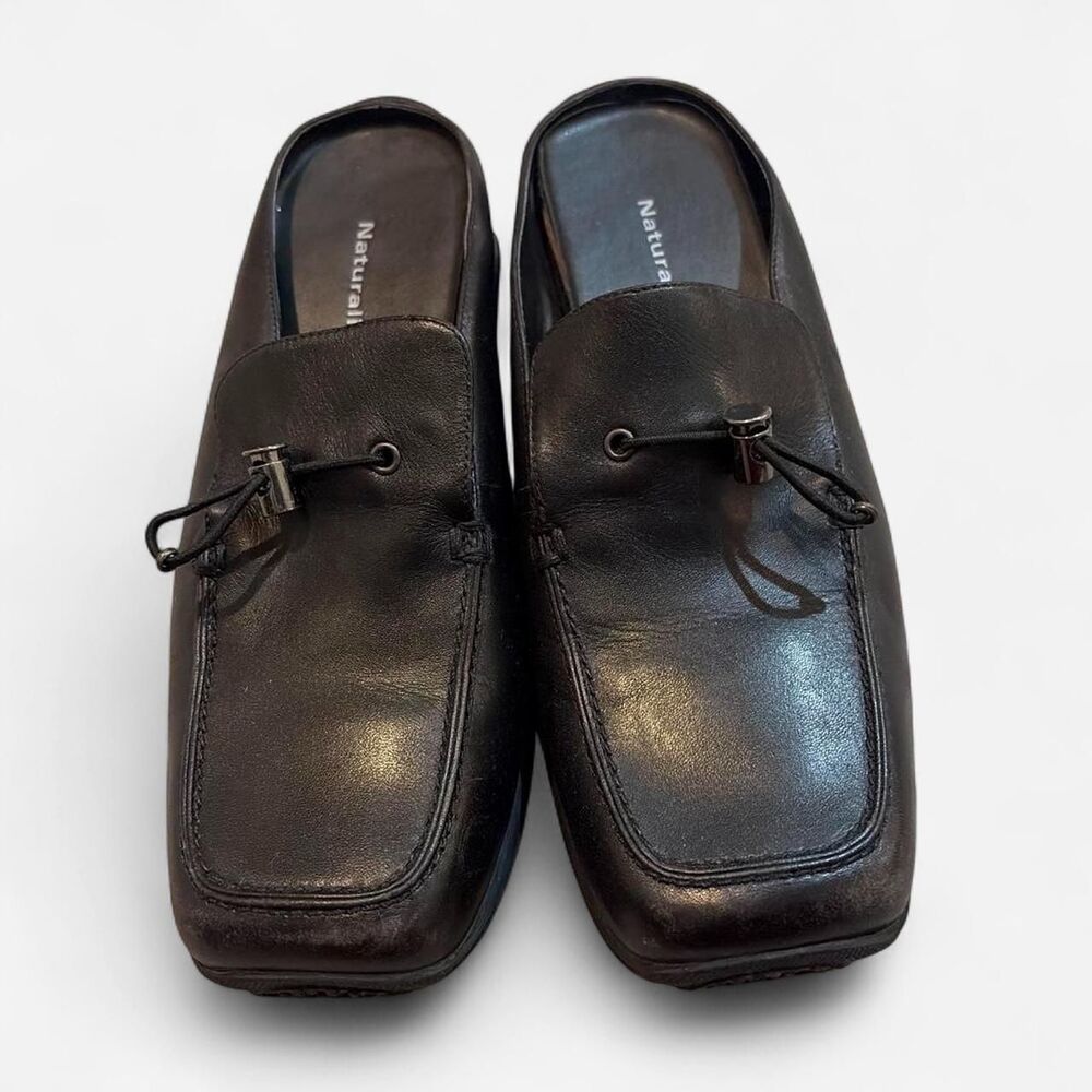 Naturalizer Women's Black Loafers